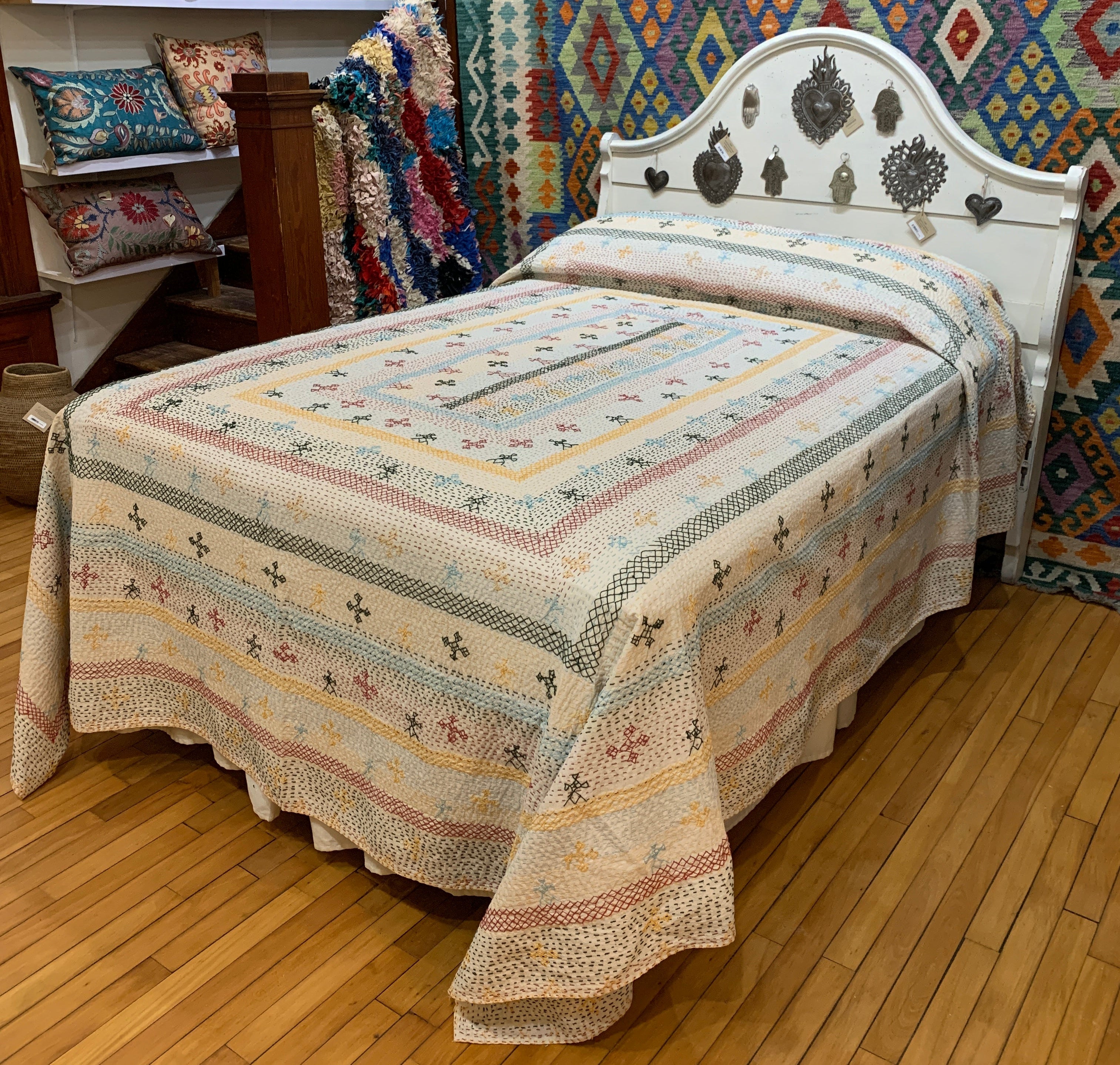 Hand Stitched Ralli Quilt Queen India - Natural